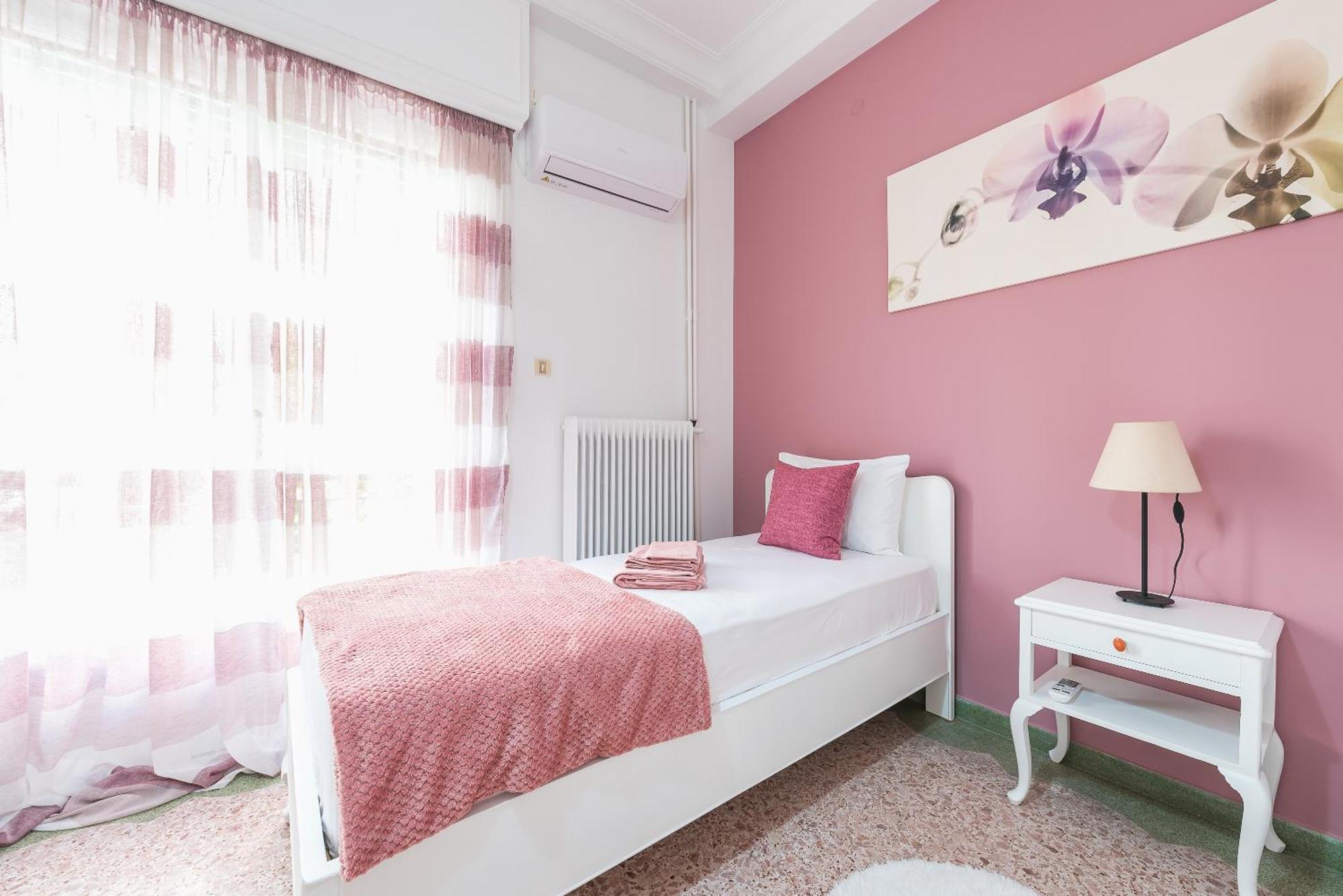 Private Rooms Athens - Shared Bathroom 部屋 写真